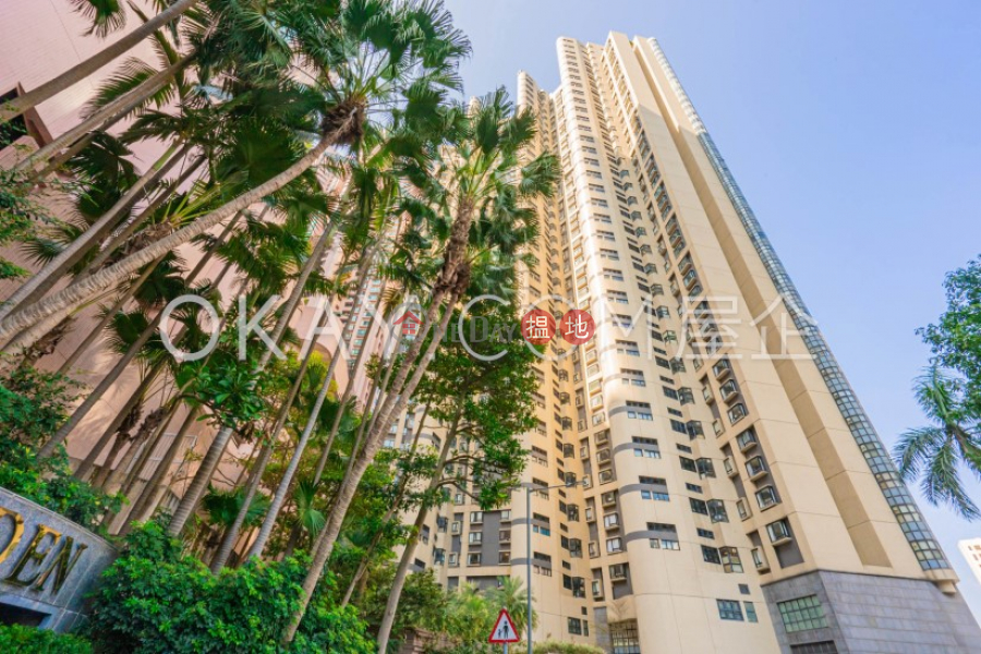 HK$ 122,400/ month | Queen\'s Garden Central District, Beautiful 3 bedroom with parking | Rental