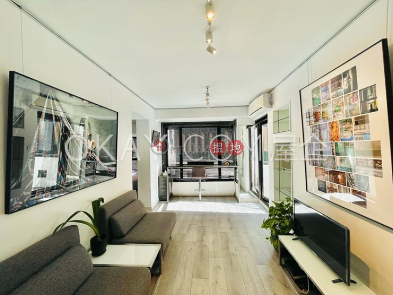 Charming 2 bedroom with terrace | Rental, Smiling Court 天悅閣 Rental Listings | Western District (OKAY-R17700)