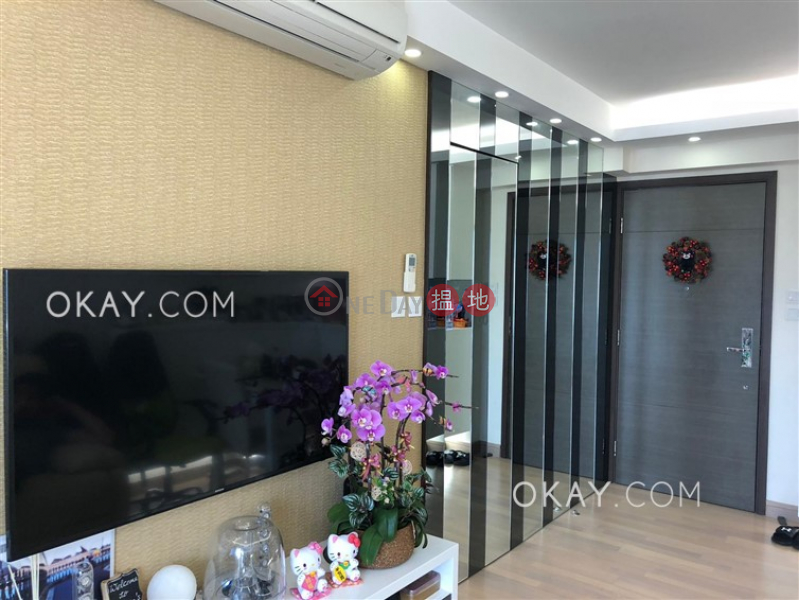 Practical 2 bedroom on high floor with balcony | Rental | Tower 6 Grand Promenade 嘉亨灣 6座 Rental Listings