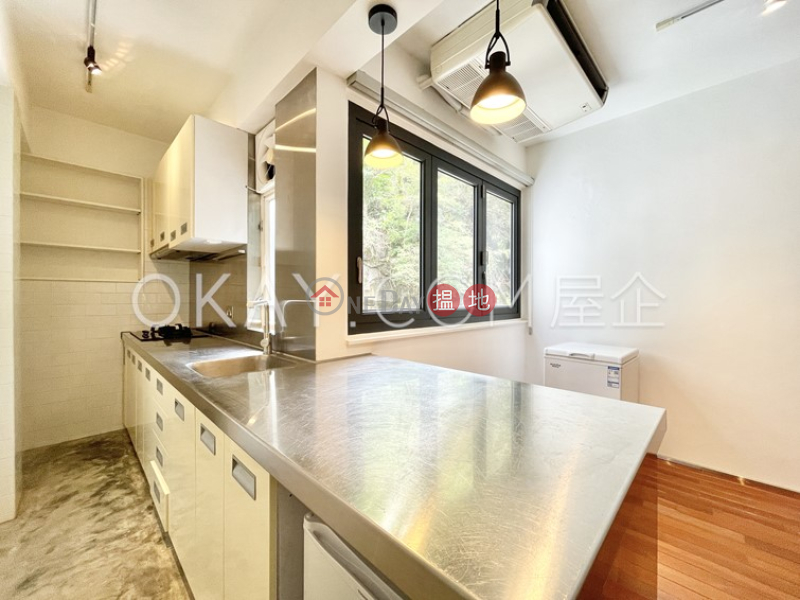 Lovely 2 bedroom on high floor with rooftop | For Sale, 11 Village Terrace | Wan Chai District Hong Kong, Sales, HK$ 11.8M