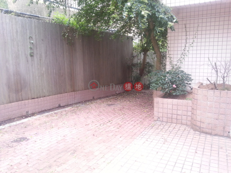 Silverstrand Villa + Pool-8銀臺路 | 西貢-香港-出租HK$ 72,000/ 月