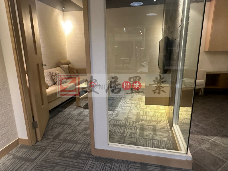 Hoi Luen Industrial Centre | High | Industrial, Rental Listings | HK$ 42,000/ month