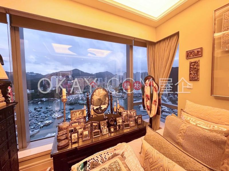 Charming 2 bed on high floor with sea views & balcony | For Sale 8 Ap Lei Chau Praya Road | Southern District | Hong Kong, Sales HK$ 21.75M