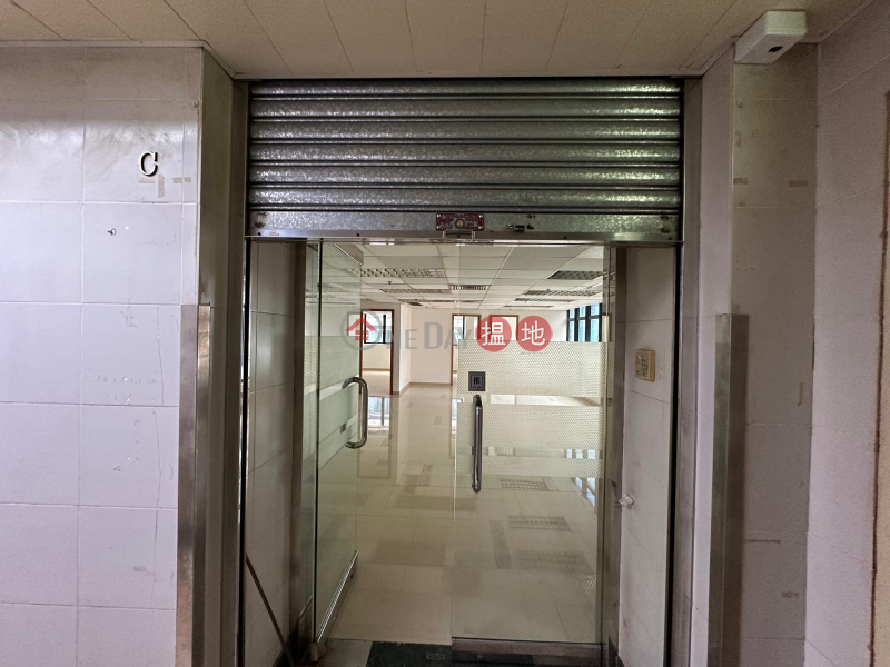HK$ 48,000/ month, Tung Luen Industrial Building Kwai Tsing District, Clean and tidy decorated square and practical