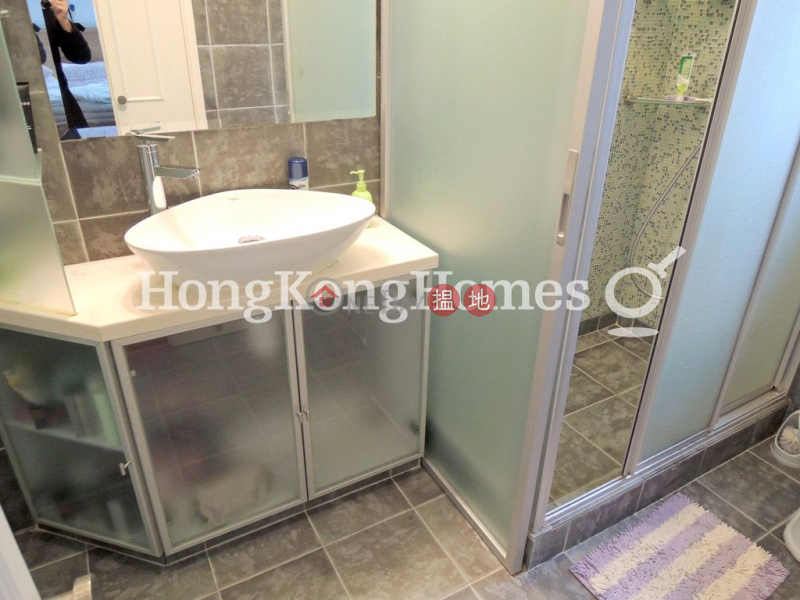 3 Bedroom Family Unit for Rent at Hong Lok Mansion | Hong Lok Mansion 康樂大廈 Rental Listings