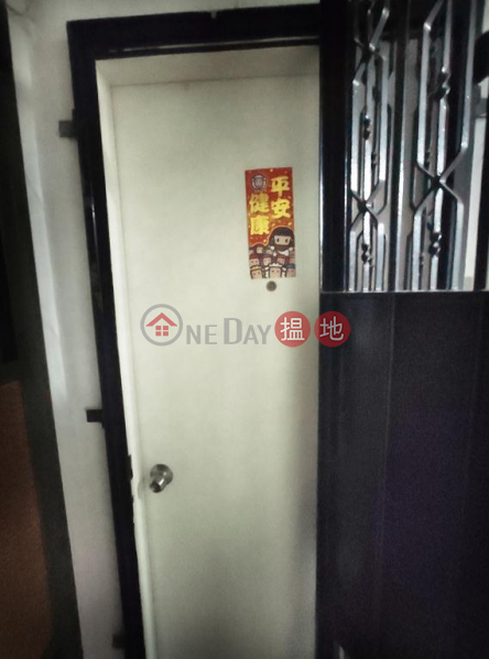 HK$ 15,000/ month, Chin Hung Building, Wan Chai District, Flat for Rent in Chin Hung Building, Wan Chai