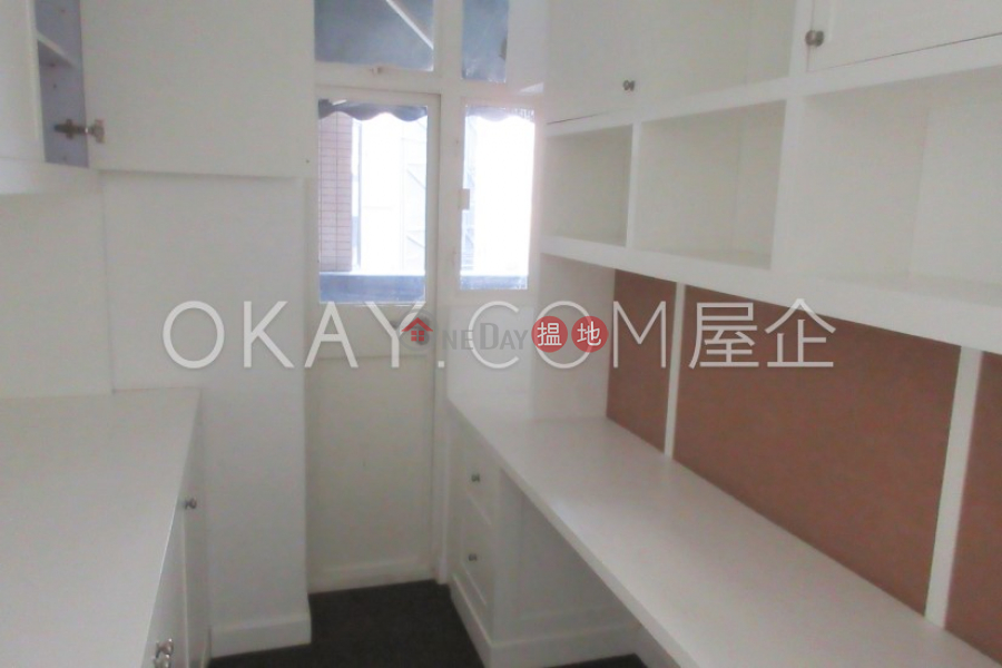 Tasteful 2 bedroom with terrace | Rental, Hollywood Terrace 荷李活華庭 Rental Listings | Central District (OKAY-R18369)