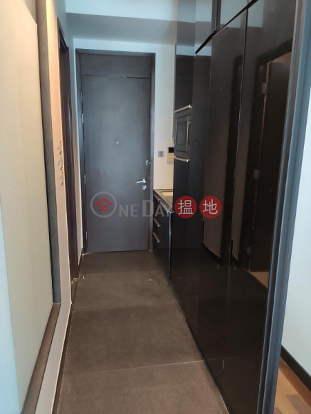 HK$ 20,000/ month J Residence Wan Chai District, Flat for Rent in J Residence, Wan Chai