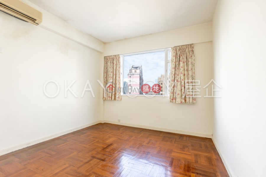 Efficient 3 bedroom on high floor with parking | For Sale | Monticello 滿峰台 Sales Listings