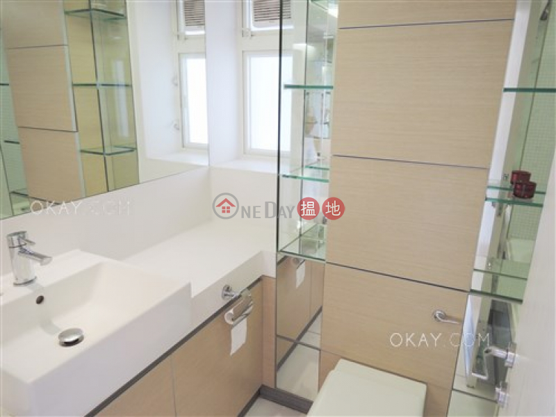 HK$ 26,000/ 月|聚賢居-中區|2房1廁,極高層,星級會所,露台《聚賢居出租單位》