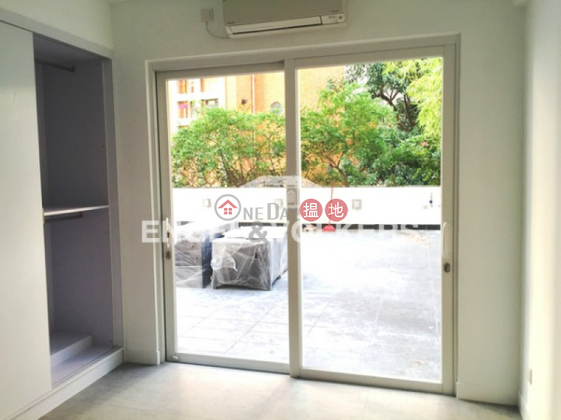 3 Bedroom Family Flat for Sale in Happy Valley | Grand Court 嘉蘭閣 Sales Listings