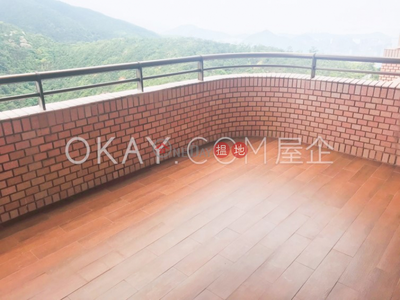 Gorgeous 4 bedroom on high floor with balcony & parking | Rental | Parkview Crescent Hong Kong Parkview 陽明山莊 環翠軒 Rental Listings
