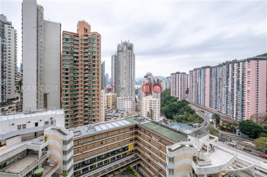 HK$ 80,000/ month | The Signature, Wan Chai District, Stylish 4 bedroom with balcony & parking | Rental