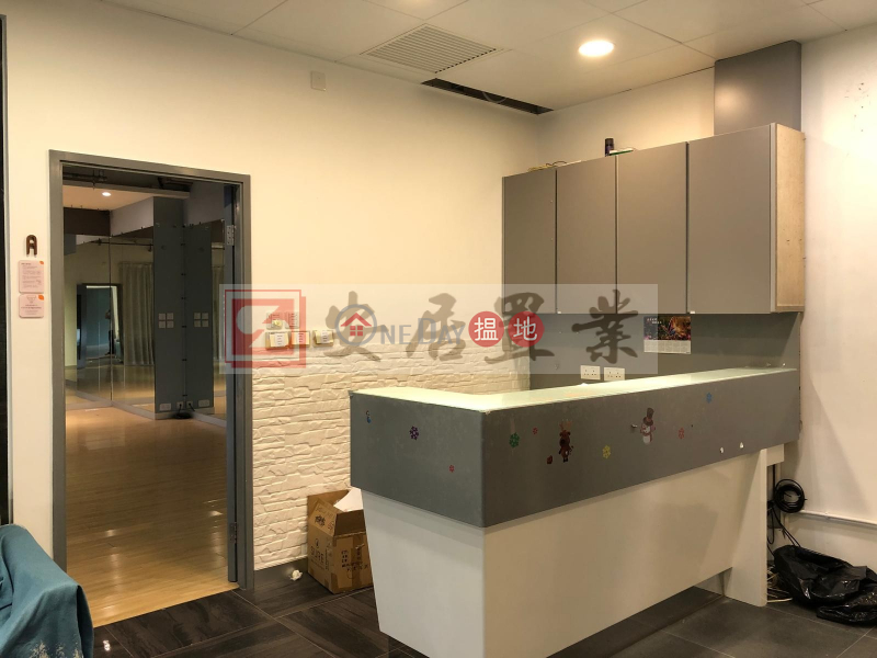 安居工商 何生 全包 免頂手 瑜珈 跳舞 健身, 7 Shing Yip Street | Kwun Tong District Hong Kong Rental HK$ 45,000/ month