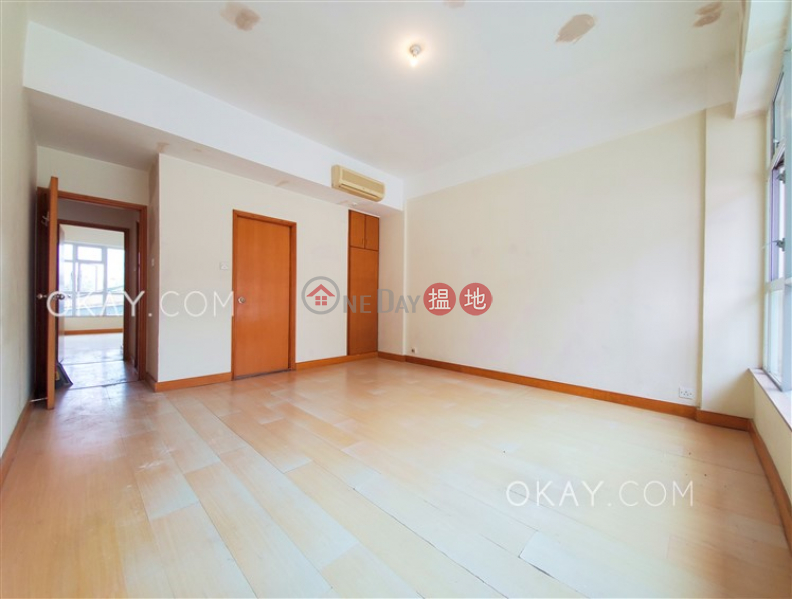 Lovely 3 bedroom with balcony & parking | Rental 4 South Bay Road | Southern District | Hong Kong, Rental | HK$ 80,000/ month