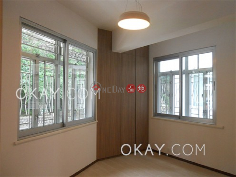 HK$ 40,000/ month | 5J Bowen Road, Central District Tasteful 2 bedroom in Mid-levels Central | Rental