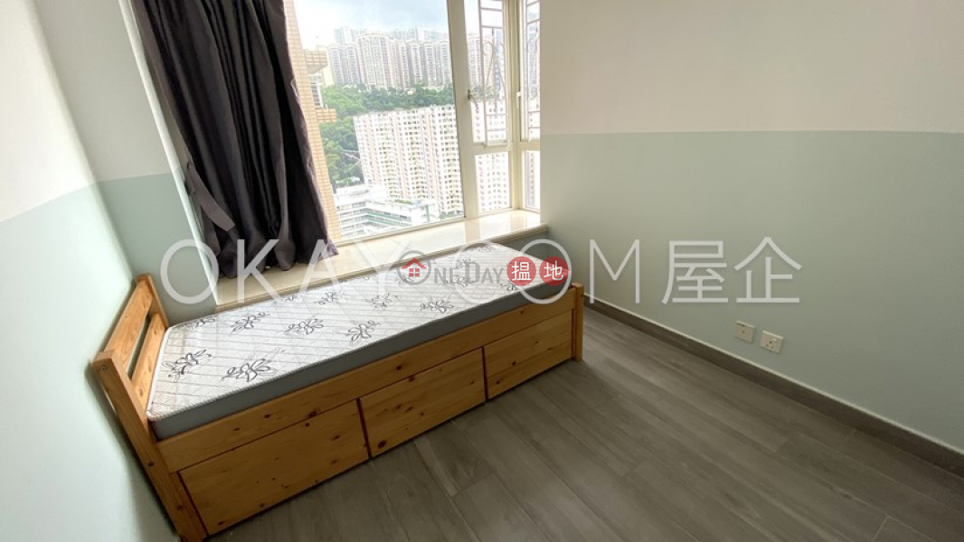 HK$ 45,000/ month, La Place De Victoria Eastern District, Gorgeous 3 bedroom on high floor with balcony | Rental