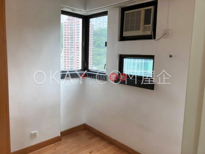 HK$ 13.5M | Fortuna Court | Wan Chai District | Lovely 2 bedroom on high floor with racecourse views | For Sale