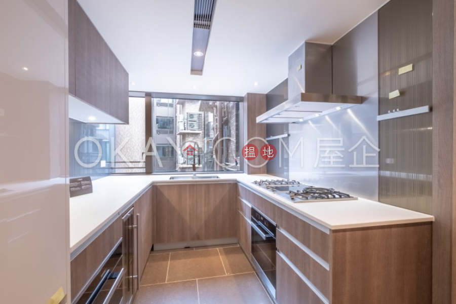 Property Search Hong Kong | OneDay | Residential, Sales Listings | Tasteful 3 bedroom on high floor with balcony | For Sale