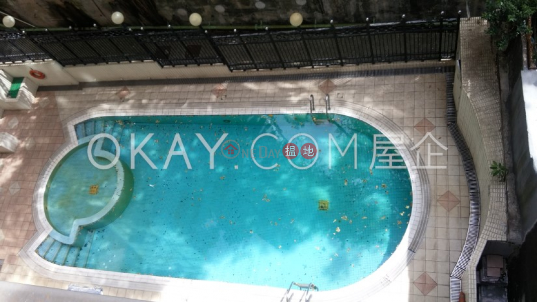 Property Search Hong Kong | OneDay | Residential, Rental Listings Nicely kept 2 bedroom on high floor with rooftop | Rental