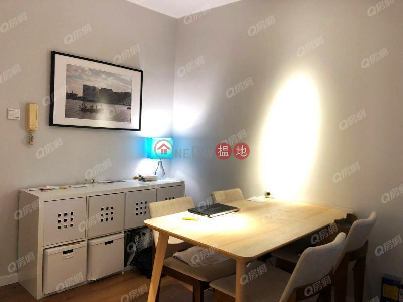 Property Search Hong Kong | OneDay | Residential, Sales Listings | Block 3 Serenity Place | 2 bedroom Mid Floor Flat for Sale