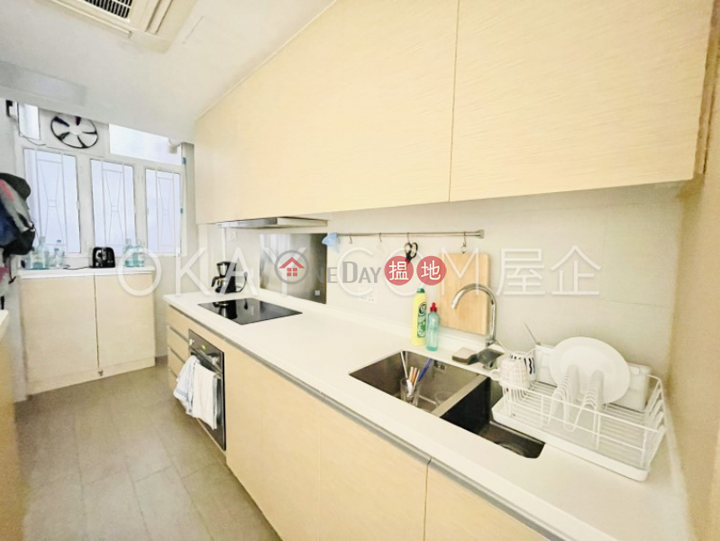HK$ 2,180萬-梅苑-灣仔區-3房2廁,連租約發售,連車位,露台《梅苑出售單位》