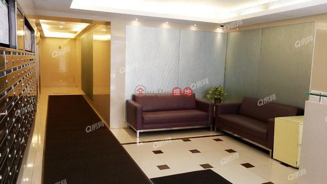 HK$ 8.75M | Caine Building | Western District | Caine Building | 2 bedroom High Floor Flat for Sale