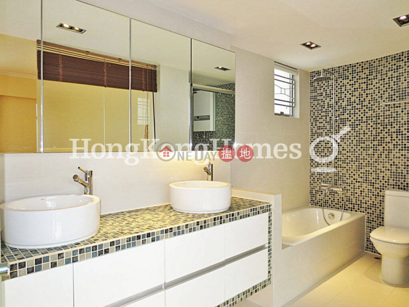 3 Bedroom Family Unit for Rent at Villa Monte Rosa | Villa Monte Rosa 玫瑰新邨 Rental Listings