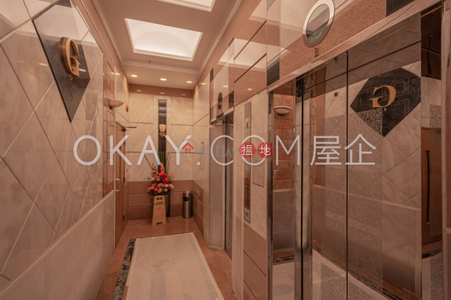 Property Search Hong Kong | OneDay | Residential, Sales Listings, Luxurious 3 bedroom on high floor with racecourse views | For Sale