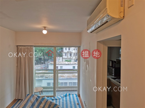 Cozy 2 bedroom with balcony | Rental, Centrestage 聚賢居 | Central District (OKAY-R514)_0