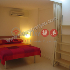 Big studio apartment for Rent, Block 1 Lei Wen Court 禮雲大樓 1座 | Wan Chai District (A055242)_0