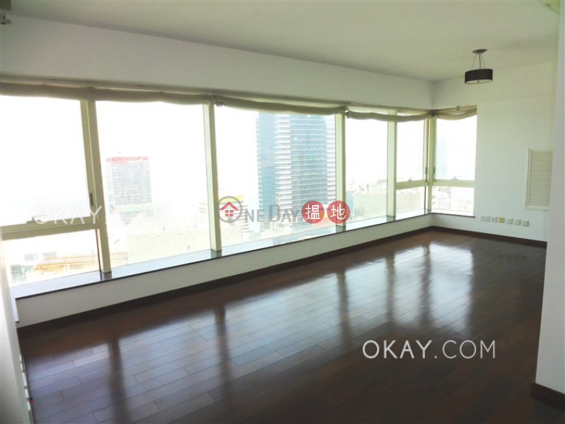 Lovely 4 bedroom on high floor with sea views & balcony | Rental | Centrestage 聚賢居 Rental Listings