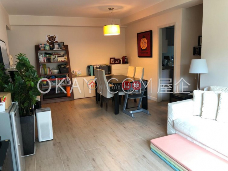 Property Search Hong Kong | OneDay | Residential, Sales Listings Luxurious 3 bedroom in Mid-levels West | For Sale