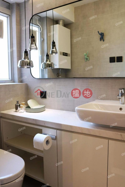 HK$ 7.3M, Kwan Yick Building Phase 3 Western District | Kwan Yick Building Phase 3 | 2 bedroom High Floor Flat for Sale