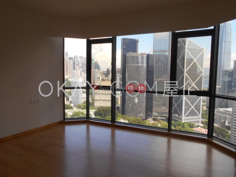 Lovely 4 bed on high floor with harbour views & parking | Rental | Tower 1 Regent On The Park 御花園 1座 Rental Listings