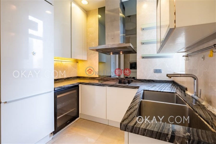 HK$ 42,000/ month | 18 Conduit Road | Western District Rare 3 bedroom with balcony & parking | Rental