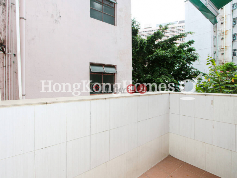 3 Bedroom Family Unit for Rent at Chung Nam Mansion 148-158 Johnston Road | Wan Chai District, Hong Kong, Rental HK$ 24,800/ month