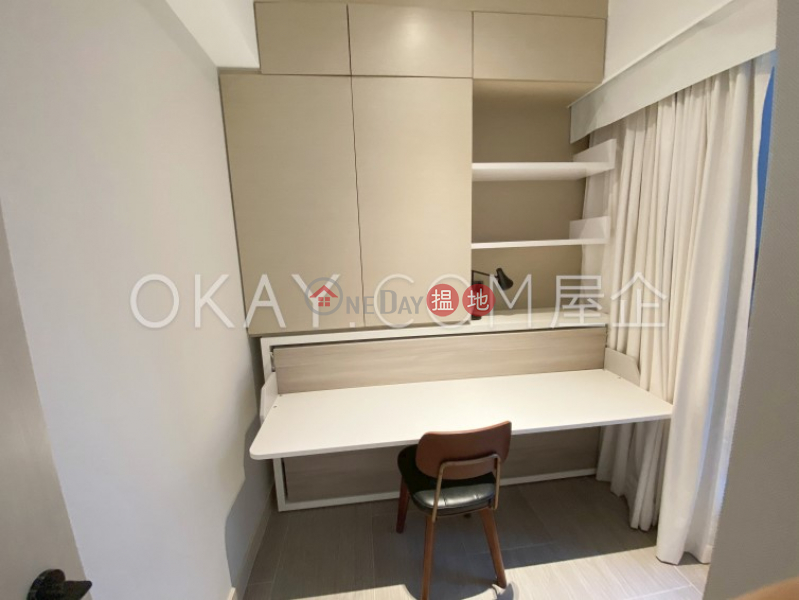 Charming 2 bedroom with balcony | Rental 18 Caine Road | Western District | Hong Kong | Rental, HK$ 38,500/ month