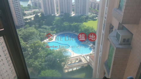 3 Bedroom Family Flat for Sale in So Kwun Wat | Hong Kong Gold Coast 黃金海岸 _0