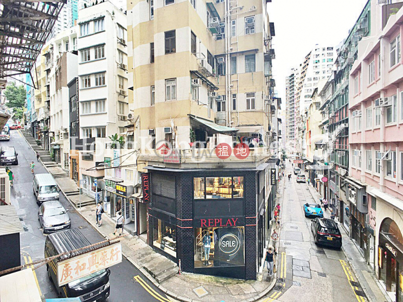 香港搵樓|租樓|二手盤|買樓| 搵地 | 住宅|出售樓盤-新中環大廈兩房一廳單位出售