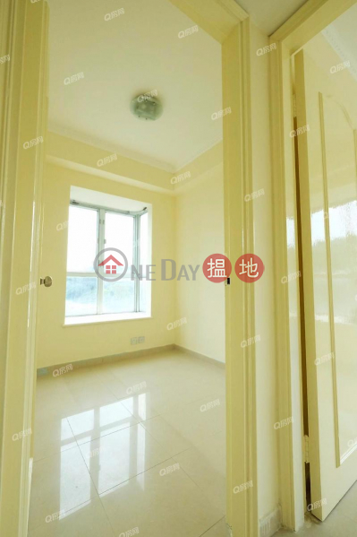 HK$ 16,000/ month | Tower 9 Lakeside Garden | Sai Kung | Tower 9 Lakeside Garden | 3 bedroom Mid Floor Flat for Rent
