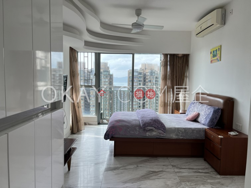 Property Search Hong Kong | OneDay | Residential | Rental Listings | Tasteful 4 bedroom on high floor with balcony | Rental