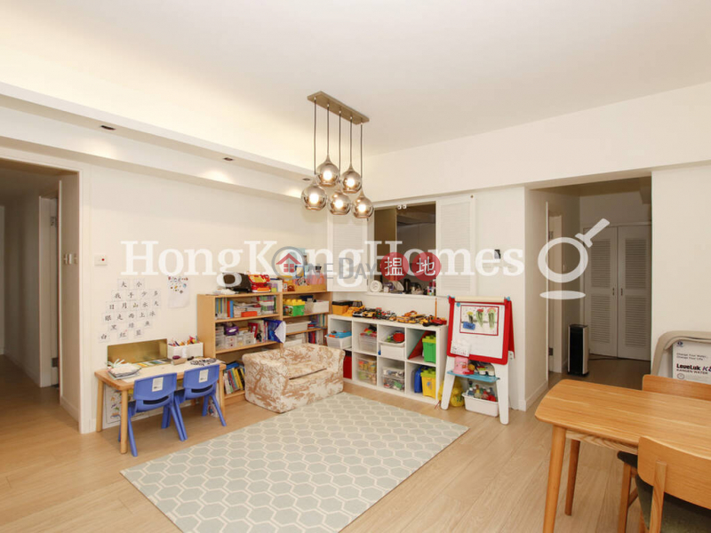 3 Bedroom Family Unit at Realty Gardens | For Sale, 41 Conduit Road | Western District Hong Kong | Sales | HK$ 29.5M