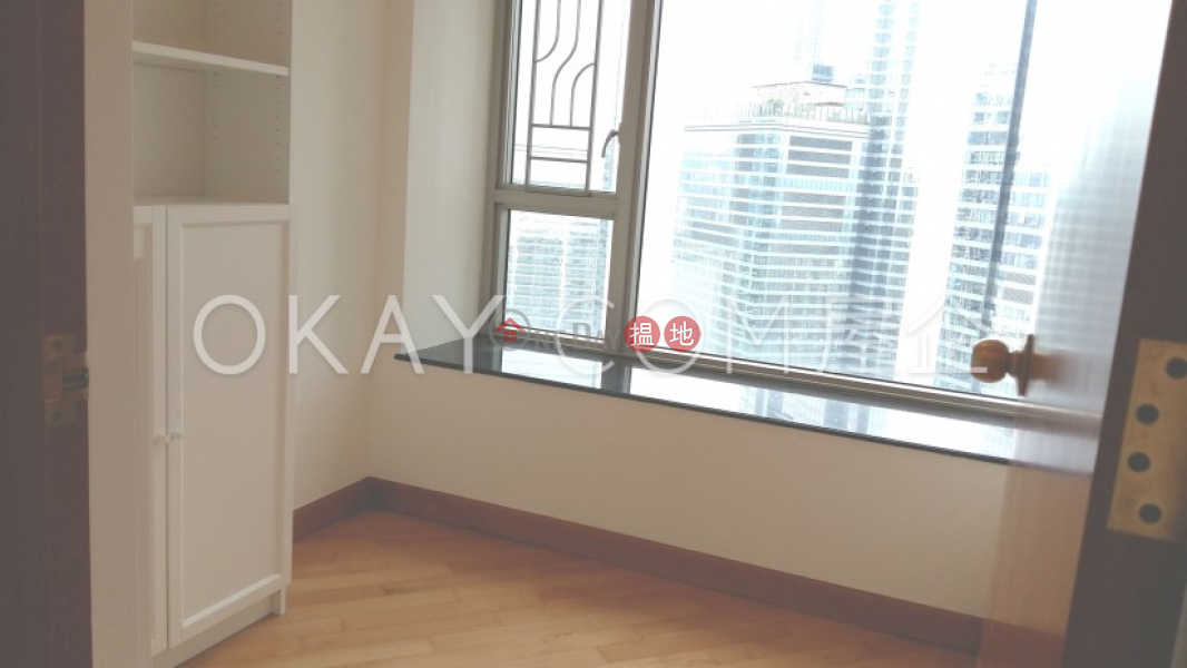 Elegant 3 bedroom on high floor | Rental, Sorrento Phase 1 Block 5 擎天半島1期5座 Rental Listings | Yau Tsim Mong (OKAY-R104863)