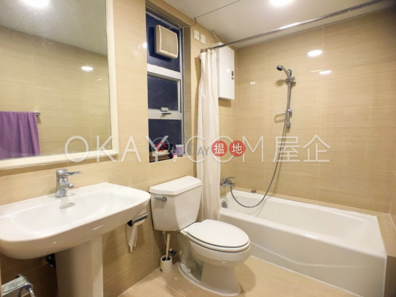HK$ 50,000/ month Robinson Place | Western District | Rare 3 bedroom in Mid-levels West | Rental