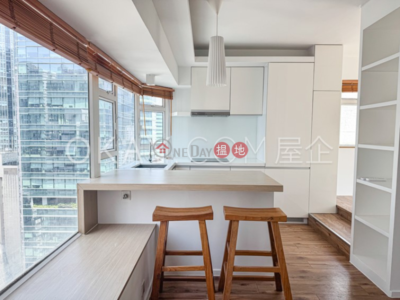 Cozy studio on high floor with rooftop | Rental | Able Building 愛寶大廈 Rental Listings