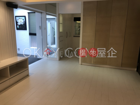 Practical 1 bedroom with terrace | For Sale | Happy View Court 華景閣 _0