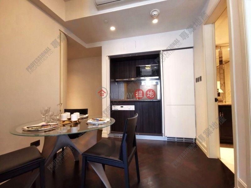 An elevated level of luxury and exclusivity in Mid-levels’ most celebrated Castle Road-1衛城道 | 西區-香港出租|HK$ 40,000/ 月