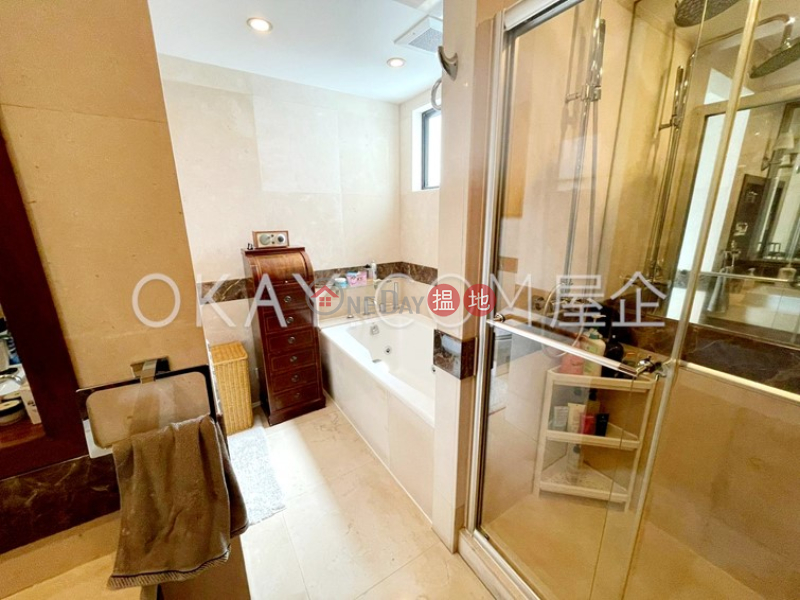 Efficient 3 bed on high floor with balcony & parking | For Sale | Villa Monte Rosa 玫瑰新邨 Sales Listings