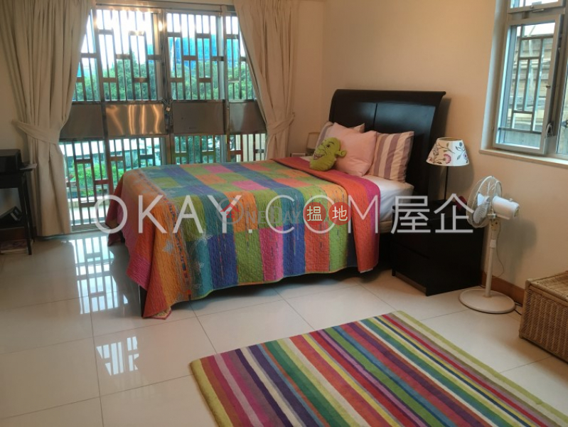 Popular house with rooftop & balcony | Rental | Sha Kok Mei 沙角尾村1巷 Rental Listings